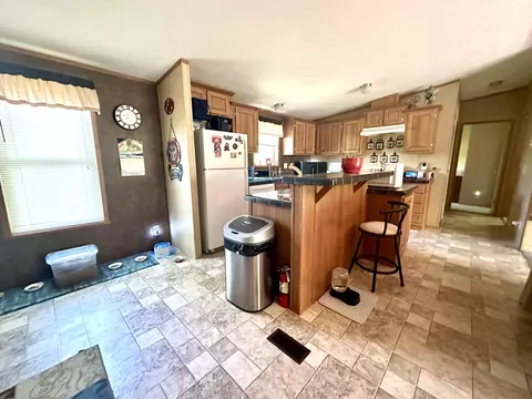 Kitchen - 4011 Walnut Rd, Hebron, OH 43025 photo 2 of 2
