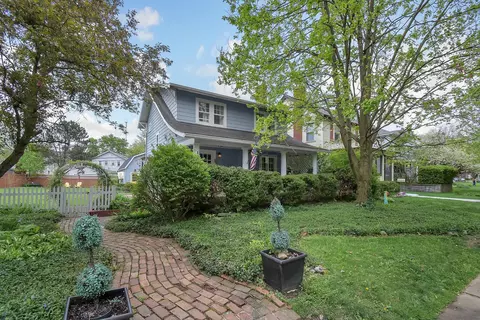 1022 Palmer Rd, Columbus, OH 43212