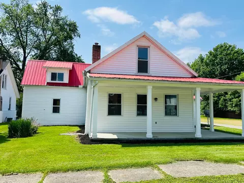 213 E High St, Ashley, OH 43003