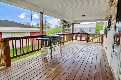 Exterior - 428 6th St, Philo, OH 43771 photo 11 of 15