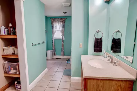 Bath - 428 6th St, Philo, OH 43771 photo 3 of 4