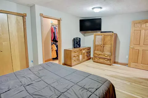 Bedroom - 428 6th St, Philo, OH 43771 photo 2 of 6