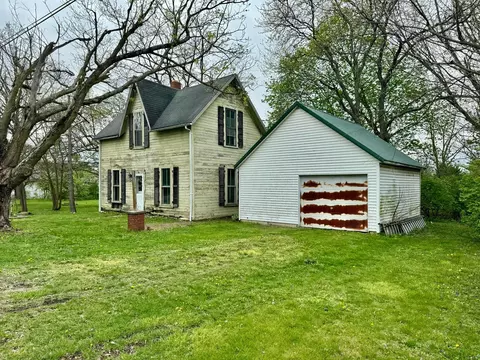 Exterior - 2190 Rosedale Rd, Irwin, OH 43029 photo 6 of 10