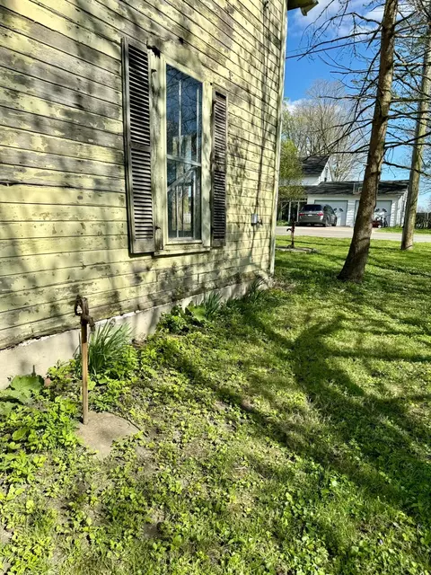 Exterior - 2190 Rosedale Rd, Irwin, OH 43029 photo 5 of 10