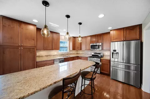 Kitchen - 6121 Brigids Close Dr, Dublin, OH 43017 photo 2 of 5