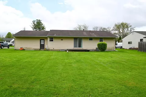 Exterior - 1220 Arbor Ln, Marion, OH 43302 photo 14 of 22