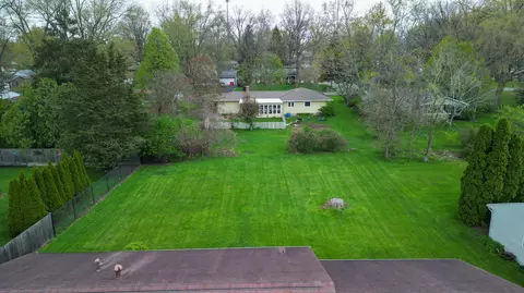 Exterior - 1220 Arbor Ln, Marion, OH 43302 photo 2 of 22