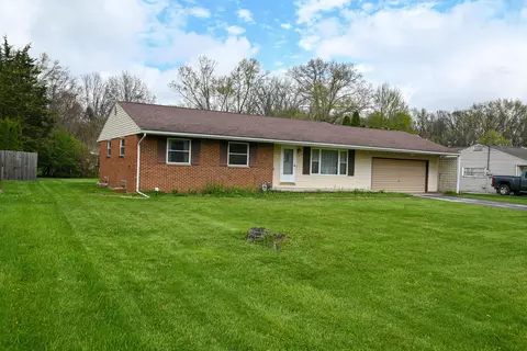 Exterior - 1220 Arbor Ln, Marion, OH 43302 photo 9 of 22