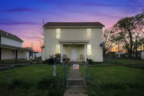 226 Logan St, Circleville, OH 43113