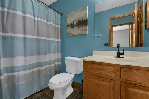 Bath - 508 Sycamore Ct, Marion, OH 43302 photo 4 of 4