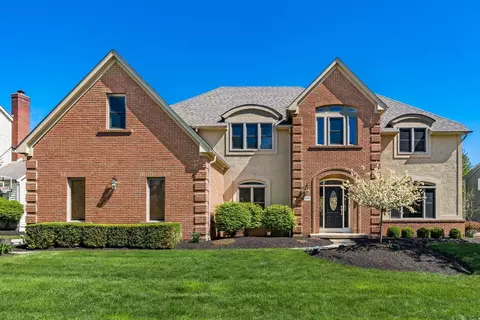 4890 Lytfield Dr, Dublin, OH 43017