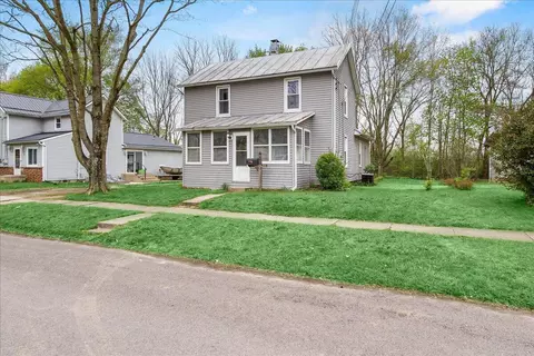 330 Lincoln Ave, Mount Gilead, OH 43338