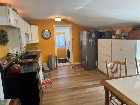 501 E Franklin St, Circleville, OH 43113 photo 11