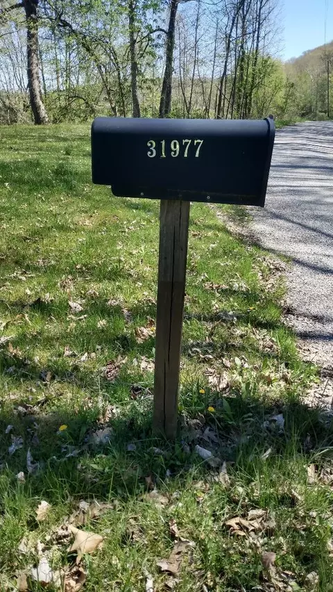 31977 Dixon Mill Rd, Londonderry, OH 45647