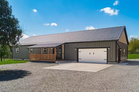 155 Driving Park Rd, Wellston, OH 45692