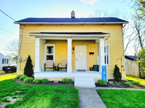20 Hoyt St, Delaware, OH 43015