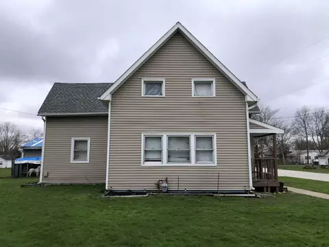 102 W Satin St, Jefferson, OH 44047