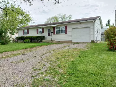 307 11th St, Greenfield, OH 45123