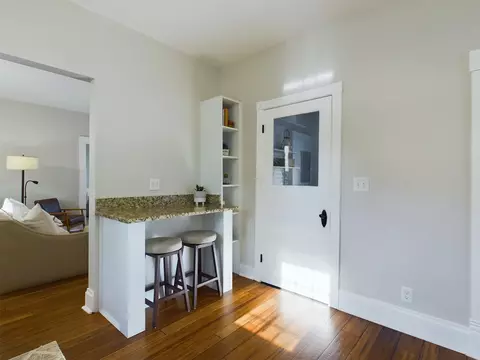 Kitchen - 658 E Chestnut St, Lancaster, OH 43130 photo 4 of 4