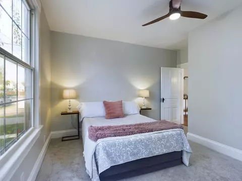 Bedroom - 658 E Chestnut St, Lancaster, OH 43130 photo 2 of 8