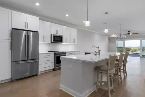 5285 Highpointe Lakes Dr #403, Westerville, OH 43081