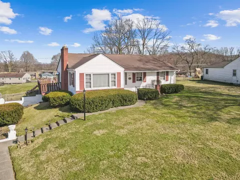 740 Fieldson Dr, Heath, OH 43056