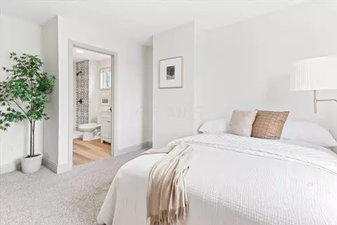 Bedroom - 1295 E Mound St, Columbus, OH 43205 photo 2 of 3