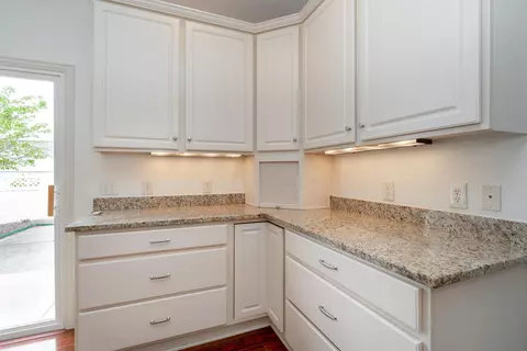 Kitchen - 1073 Eberton Ave, Blacklick, OH 43004 photo 4 of 4