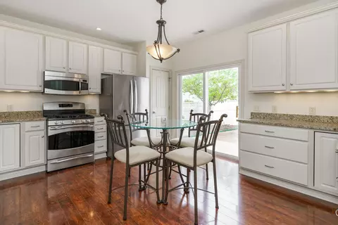 Kitchen - 1073 Eberton Ave, Blacklick, OH 43004 photo 2 of 4