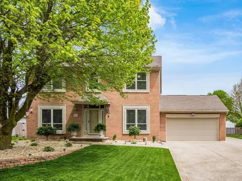 4842 Brixston Dr, Hilliard, OH 43026