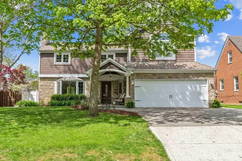 2615 Chester Rd, Upper Arlington, OH 43221