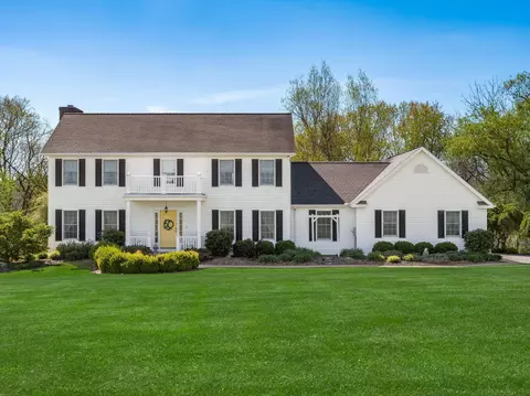 1165 Maple Brook Rd, New Concord, OH 43762