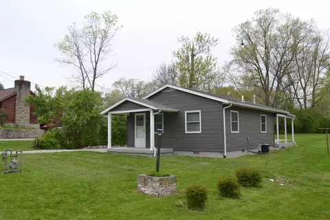 2782 Arthur Rd, Springfield, OH 45502