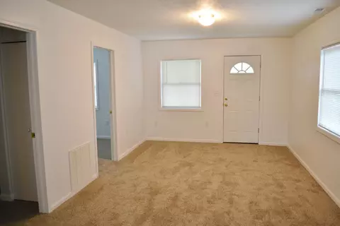 Entry Way - 2782 Arthur Rd, Springfield, OH 45502 photo 1 of 1