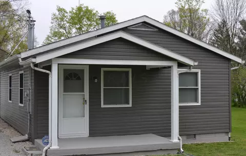 Exterior - 2782 Arthur Rd, Springfield, OH 45502 photo 3 of 10