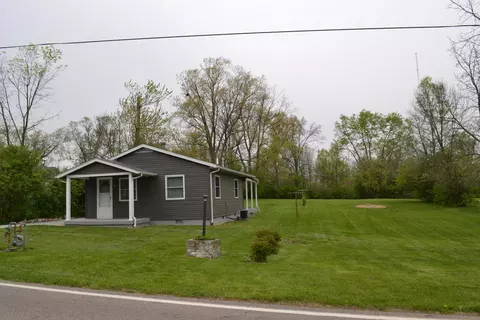 Exterior - 2782 Arthur Rd, Springfield, OH 45502 photo 2 of 10
