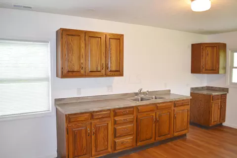 Kitchen - 2782 Arthur Rd, Springfield, OH 45502 photo 1 of 2