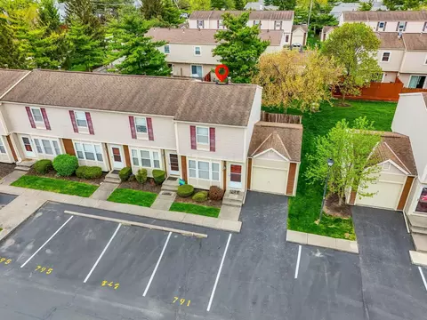 791 Ficus Dr #27E, Columbus, OH 43085