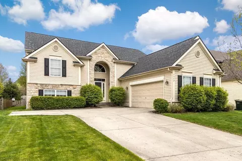 7952 Howell Dr, Westerville, OH 43081