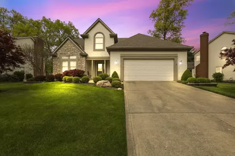 7760 Oak Valley Rd, Reynoldsburg, OH 43068