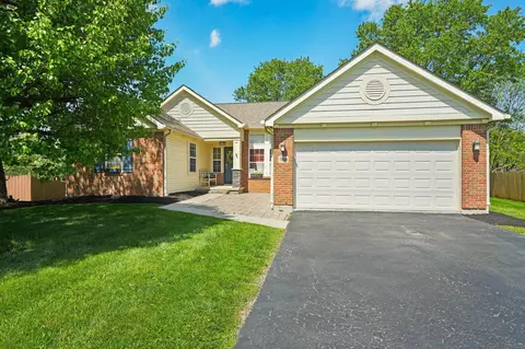 7800 Holderman St, Lewis Center, OH 43035