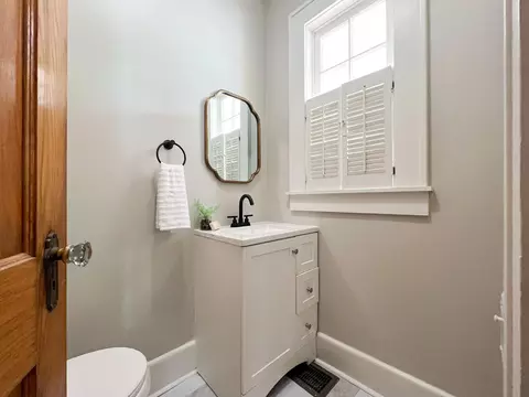 321 Midland Pl, Logan, OH 43138 photo 3