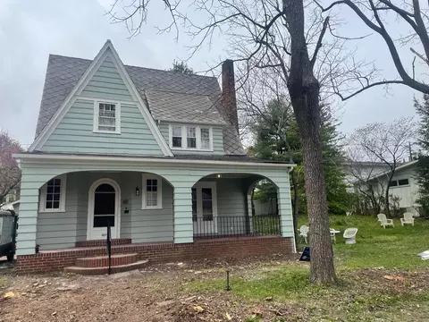 321 Midland Pl, Logan, OH 43138