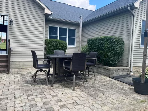 Exterior - 8857 Ringgold Fairfield Rd, Circleville, OH 43113 photo 6 of 11