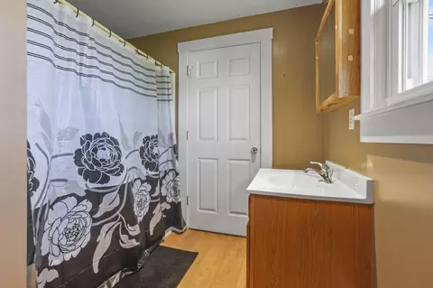 Bath - 760 E Main St, Newark, OH 43055 photo 2 of 4