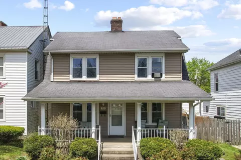 Exterior - 760 E Main St, Newark, OH 43055 photo 4 of 18