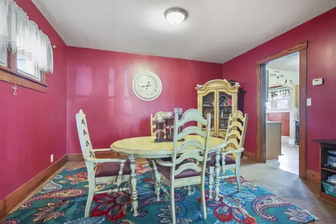 Dining - 760 E Main St, Newark, OH 43055 photo 1 of 5