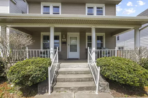 Exterior - 760 E Main St, Newark, OH 43055 photo 3 of 18