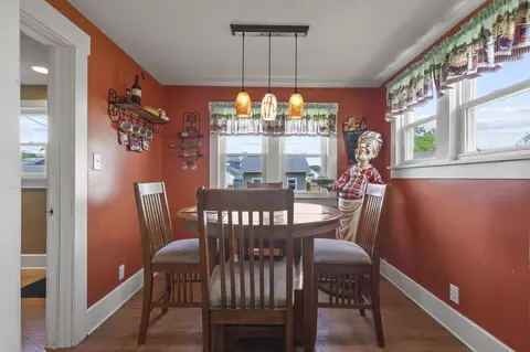 Dining - 760 E Main St, Newark, OH 43055 photo 4 of 5