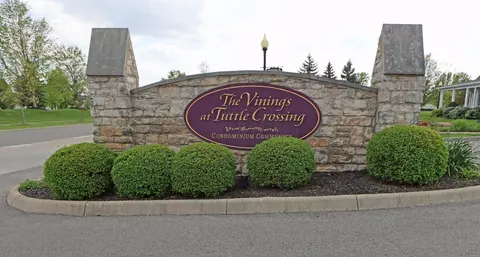 4961 Ivyvine Blvd, Dublin, OH 43016